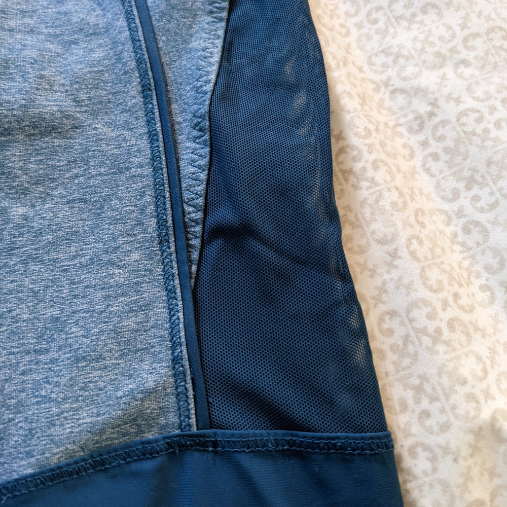 Lululemon mesh athletic crop - Picture 5 of 5